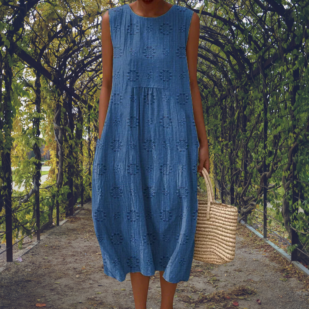 MAYA | ELEGANT SLEEVELESS DRESS WITH POCKETS