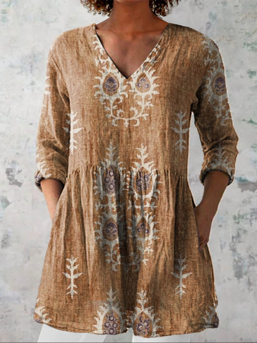 ELISE | ELEGANT TUNIC WITH V-NECK